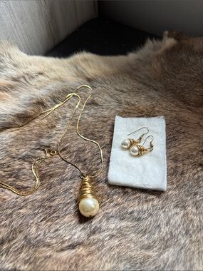 Gold Wire-Wrapped Pearl Necklace and Earrings Set